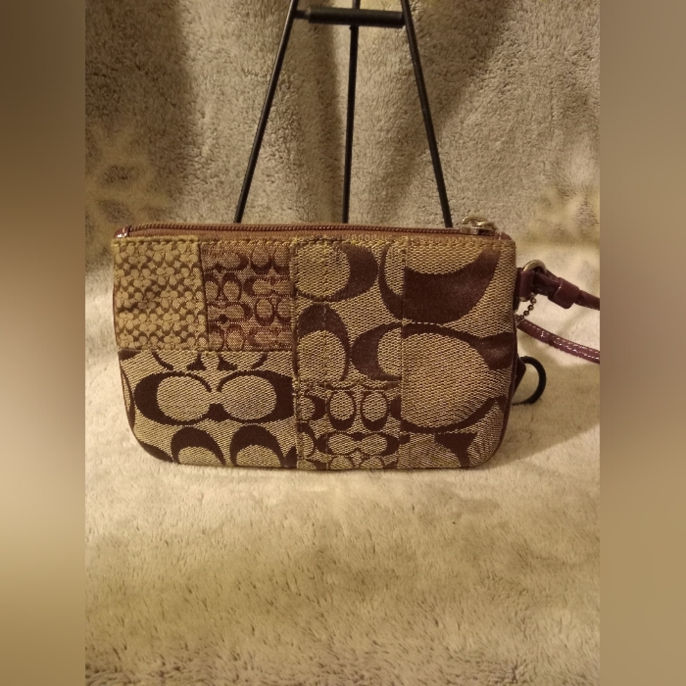 Coach Patchwork Brown Signature C Logo Wrislet/Plum Leather Trim EUC - Picture 2 of 5
